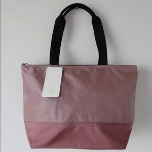 Lululemon Fundamental Tote Quicksand Large Bag